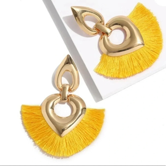 NWT Gold & Yellow Tassel Earrings - Picture 1 of 3